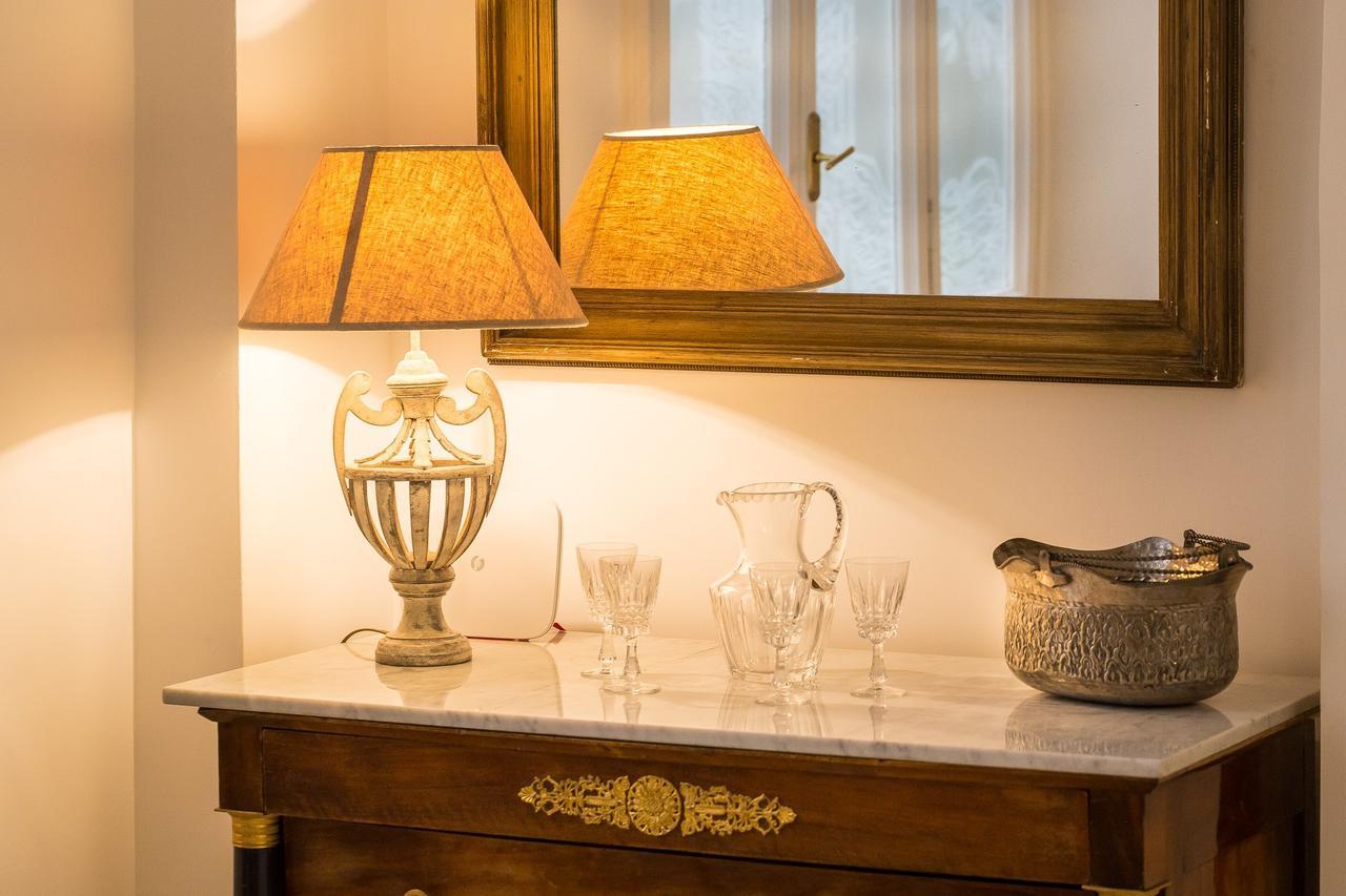 Prestigious Apartment Via Barberini Rom Exteriör bild