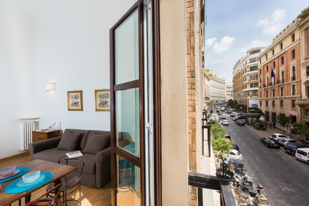 Prestigious Apartment Via Barberini Rom Exteriör bild